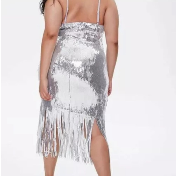 Forever 21 Silver Sequin Fringe Cami Dress size M - Picture 3 of 3